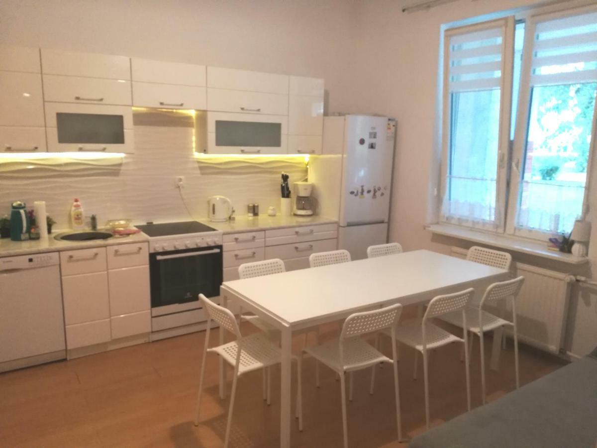 Ferienwohnung Apartament Blisko Morza Kolobrzeg-Podczele Exterior foto